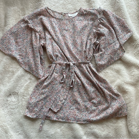 Motherhood Maternity Tops - Motherhood Maternity size medium White multicolored dot flowy tie blouse